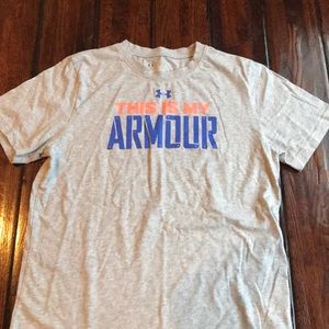 Gray orange and blue boys under armour t-shirt XL
